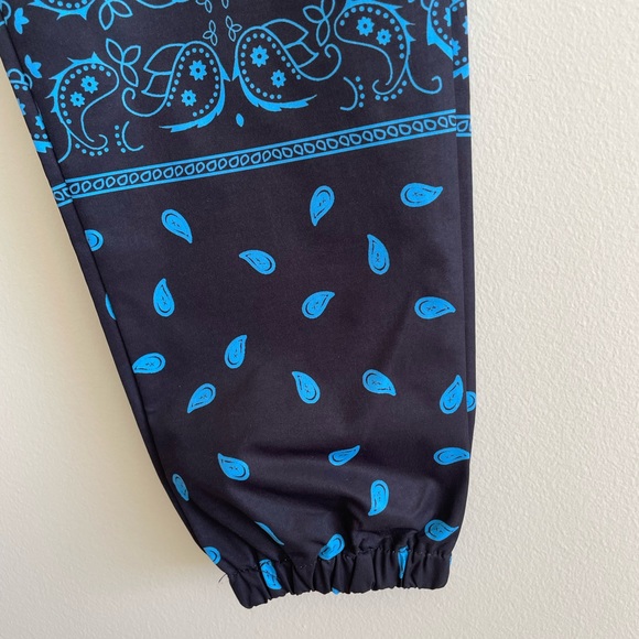 Size 27 Paisley Reworked Jeans - Picture 8 of 17